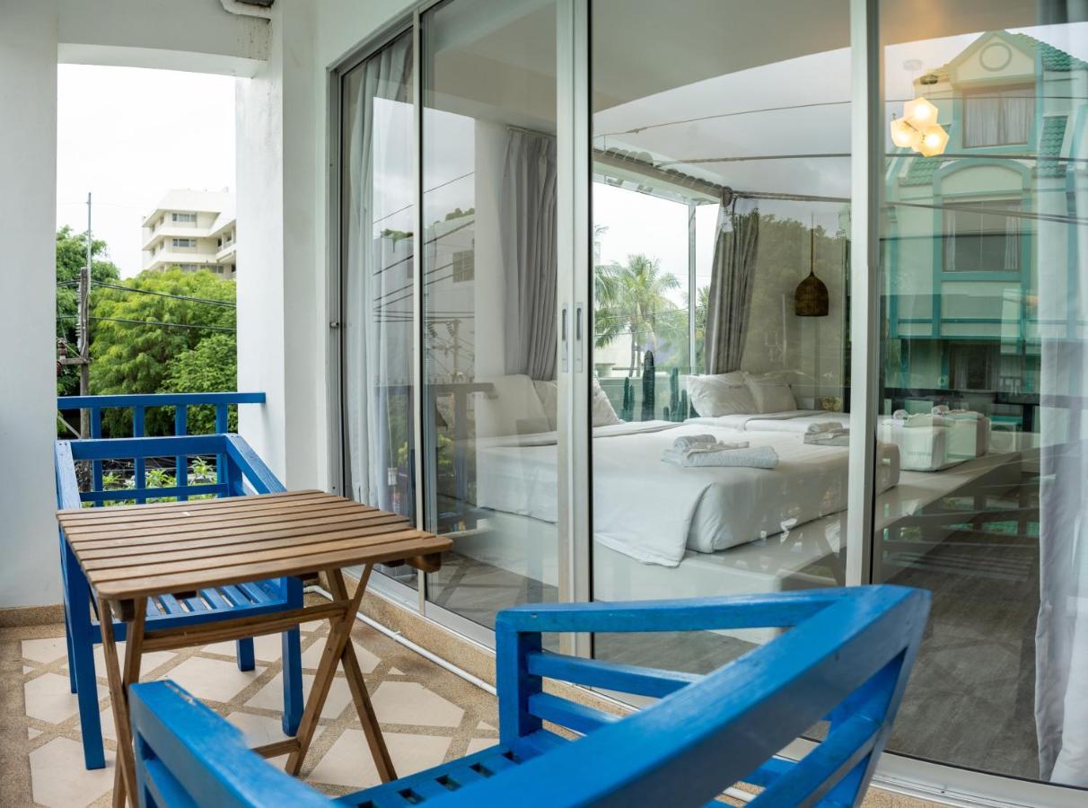 Meow Cafe & Hotel Patong Luaran gambar